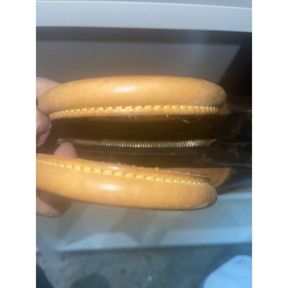 Louis Vuitton Monogram Canvas Speedy 30 Handbag - Picture 5 of 7